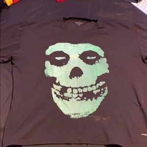 Misfit shirt crop top